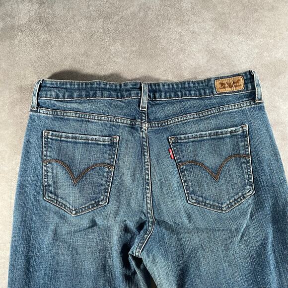 Women’s Levi’s Mid Rise Skinny Medium Wash Denim Jeans - Picture 3 of 7